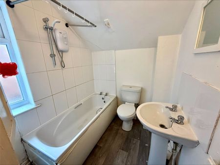 4 bedroom property to rent Crossman Street, Nottingham, NG5 - Photo 4