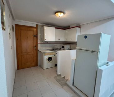 Alquiler de piso en Calle Bergantin - Photo 5