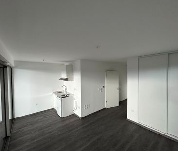 STUDIO 25,6 m + balcon 7,50m² - Photo 1