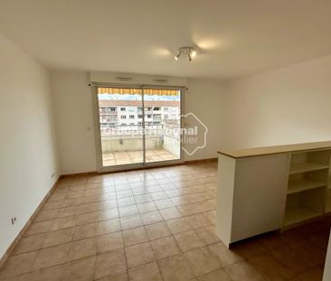 Studio lumineux avec terrasse - Photo 2