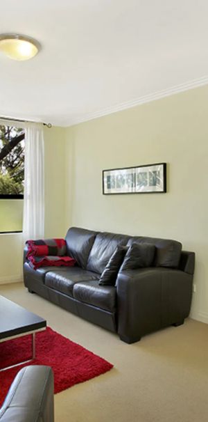 Stunning Split Level Contemporary Apartment - Photo 1