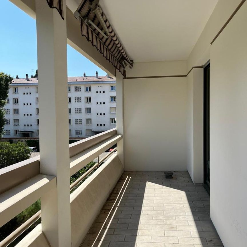 Location Appartement 3 pièces 99m² TASSIN LA DEMI LUNE 69160 - Photo 1