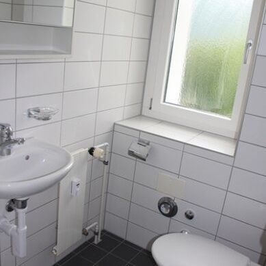 Schöne Familienwohnung in Seenähe! - Photo 1