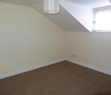 3 bedroom duplex to rent - Photo 4