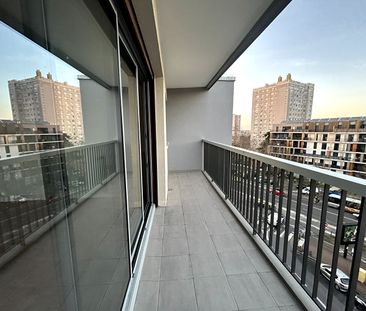 Appartement Nanterre 1 pièce(s) 31.65 m2 - Photo 1