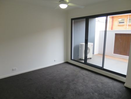 G14/416-420 Ferntree Gully Road, Notting Hill VIC 3168 - Apartment For Rent | Domain - Photo 2