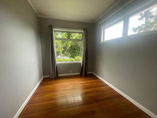 Great space and convenience in Te Atatu South - Photo 1