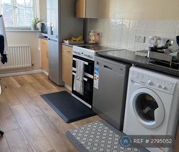 2 bedroom flat to rent - Photo 3