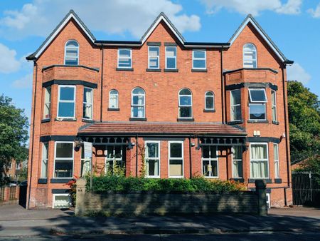 3 bedroom flat to rent - Photo 4