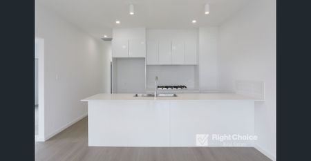 Stylish Brand-New Residence - Photo 4