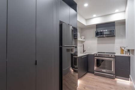 For Lease - 1019 Strathy Avenue, Mississauga, Ontario - Photo 5