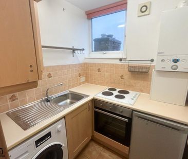 1 bedroom property to rent - Photo 3