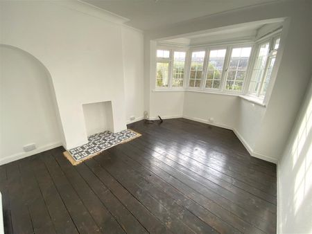 Broughton Avenue, Richmond, Surrey, TW10 - Photo 3