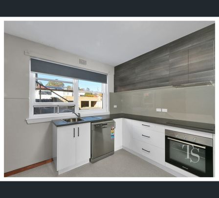 2/21-23 Amy Rd, Newstead, Tas 7250 - Photo 1