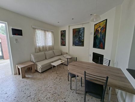 Μονοκατοικία για ενοικίαση Λαγονήσι (Καλύβια Θορικού) - Φωτογραφία 2