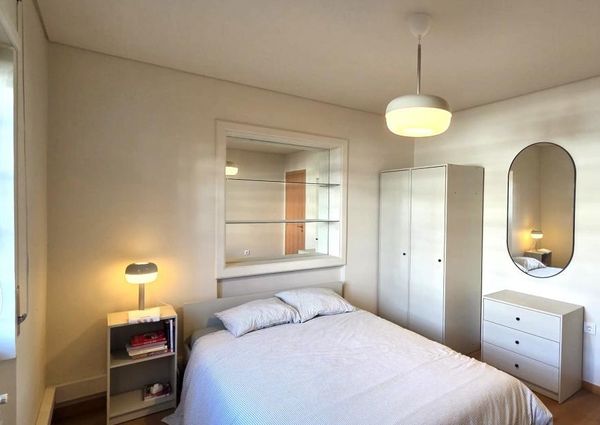 Quarto em vivenda renovada no centro de Braga a 10min da UM