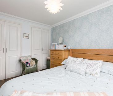 3 bedroom semi-detached house to rent - Photo 6