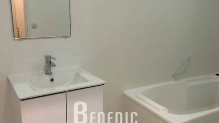 METZ CENTRE Location F1bis dans résidence ancienne - Photo 2