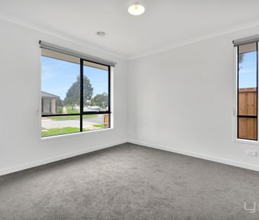 1 Supple Street, Werribee - Photo 3