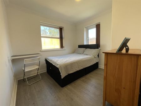 Letty Street, Cardiff - Photo 2