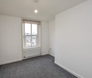 1 bed Apartment for Rent - Photo 4