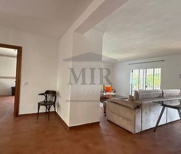 Luxury Villa for rent in Marbella, Andalusia - Photo 3