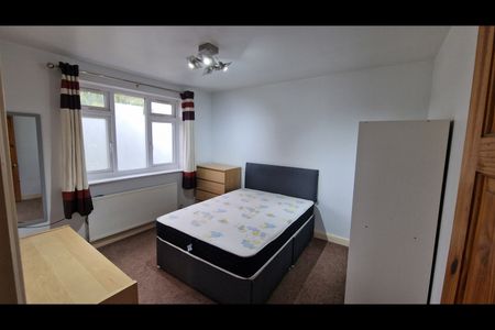 Room in a Shared House, Beechwood Avenue, HA2 - Photo 2