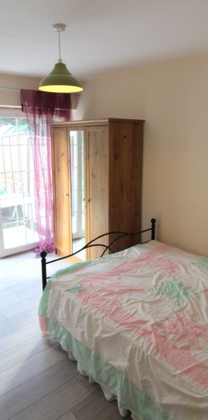 Long Lane, Ickenham, Uxbridge, UB10 8SX - Photo 1