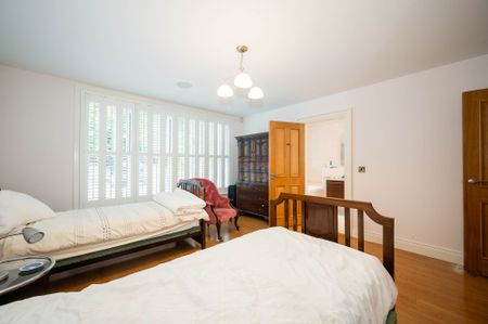 Apt 2 Danesfort Park North, Belfast, BT9 5 RB - Photo 5