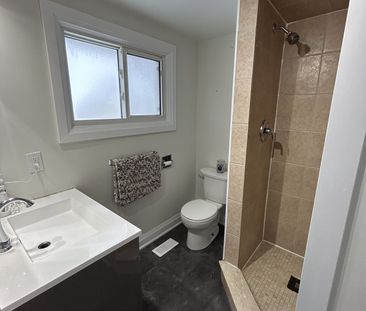 For Lease - 30 West 1st Street, Hamilton, Ontario - Photo 5