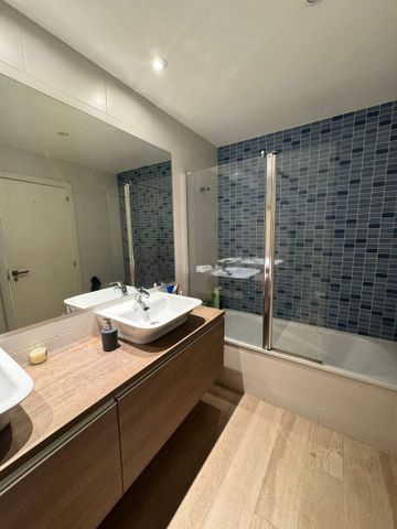 Casa adosada de alquiler en Calle Francisco Pizarro, Valenoso - Photo 3