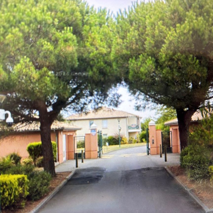 Location Appartement 3 pièces 62m² LES SABLES D’OLONNE 85340 - Photo 2