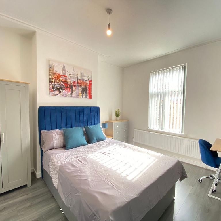 5 bedroom house to rent - Photo 1