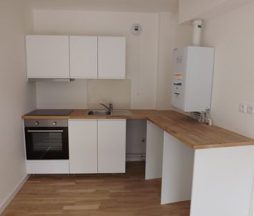 Location Appartement 2 pièces 39m² LENS 62300 - Photo 2