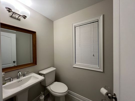 For Lease - 23 LOCKERBIE Crescent, Collingwood, Ontario - Photo 1