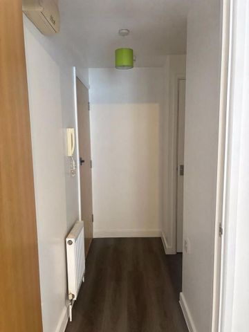 1 bedroom apartment to rent - Photo 2