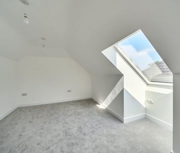 3 bedroom detached house to rent - Photo 4