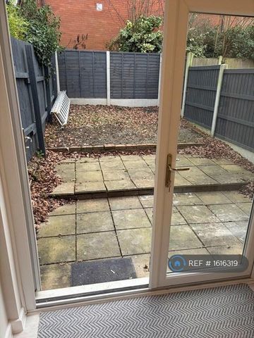 1 bedroom terraced house to rent - Photo 3