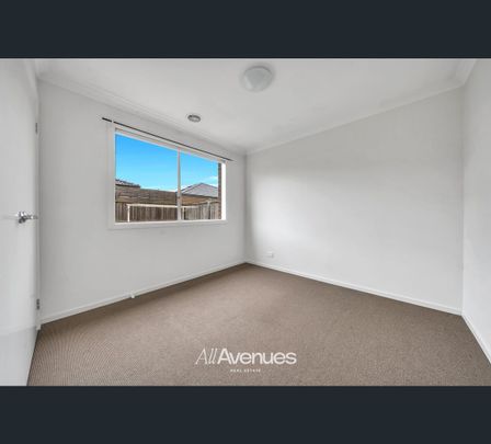 26 Marshy Avenue, Cranbourne East, Vic 3977 - Photo 1