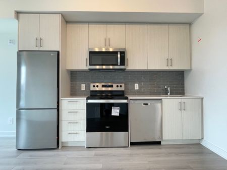 For Lease - 1440 Clarriage Court Unit# 311, Milton, Ontario - Photo 5