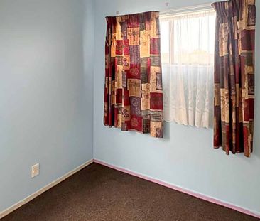 TWO BEDROOM IN FOXTON - Photo 3