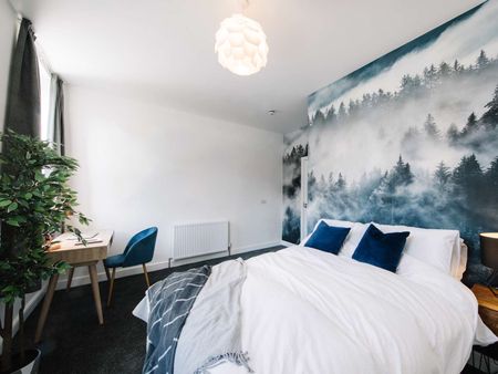 Wonderful 6 Bedroom Charactered Home located in the town centre of Lancaster Room 3 - Photo 4