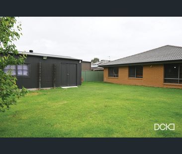 15 Botheras Court, Epsom, Vic 3551 - Photo 5