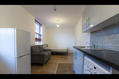 Studio Flat, Gosford Street, CV1 - Photo 5