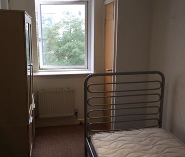 2 Bed Flat, Royal Quay, L3 - Photo 3