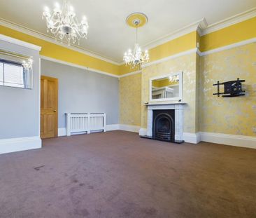 2 bedroom duplex to rent - Photo 2