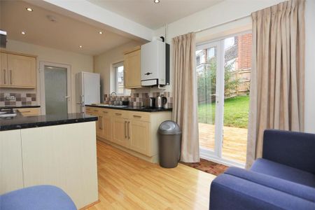 3 bedroom house to rent - Photo 2