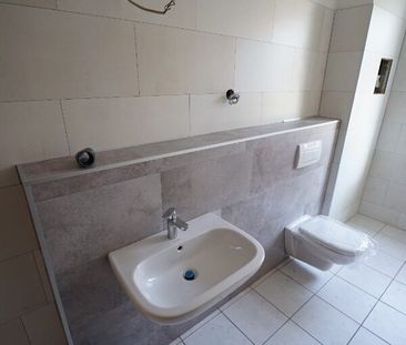 frisch renovierte 2 Raum Wohnung in guter Lage * Bezug ab sofort - Photo 6