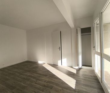 Location Appartement 1 pièce 32m² - Photo 4