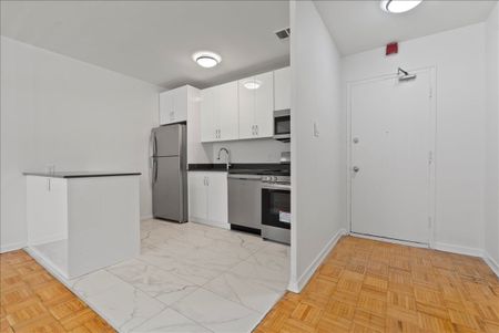 For Lease - 3111 Eglinton Avenue Unit# 102, Toronto, Ontario - Photo 5
